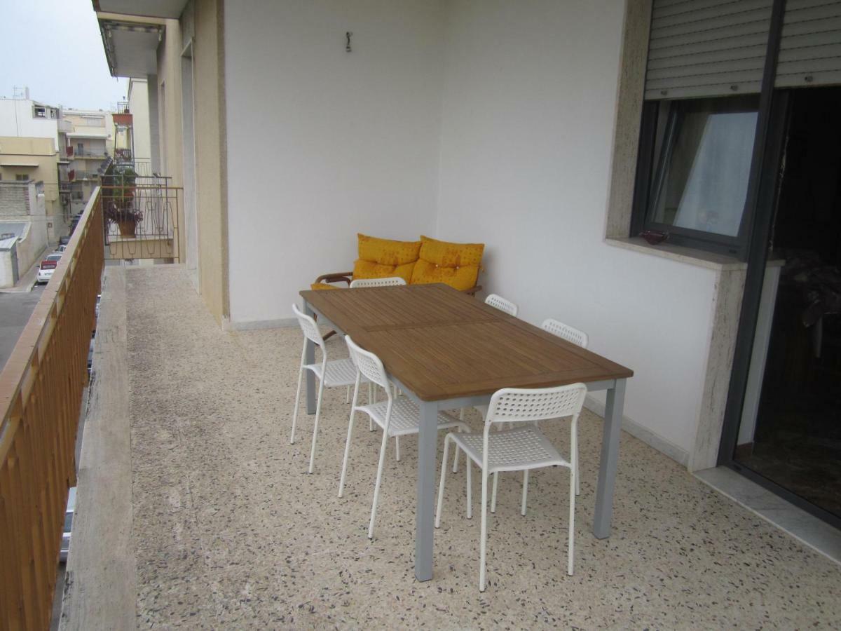 Bed and Breakfast Casa Raffaella Polignano a Mare Exterior foto
